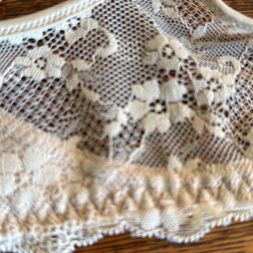 Maidenform Racerback Bra NWOT - Picture 3 of 4